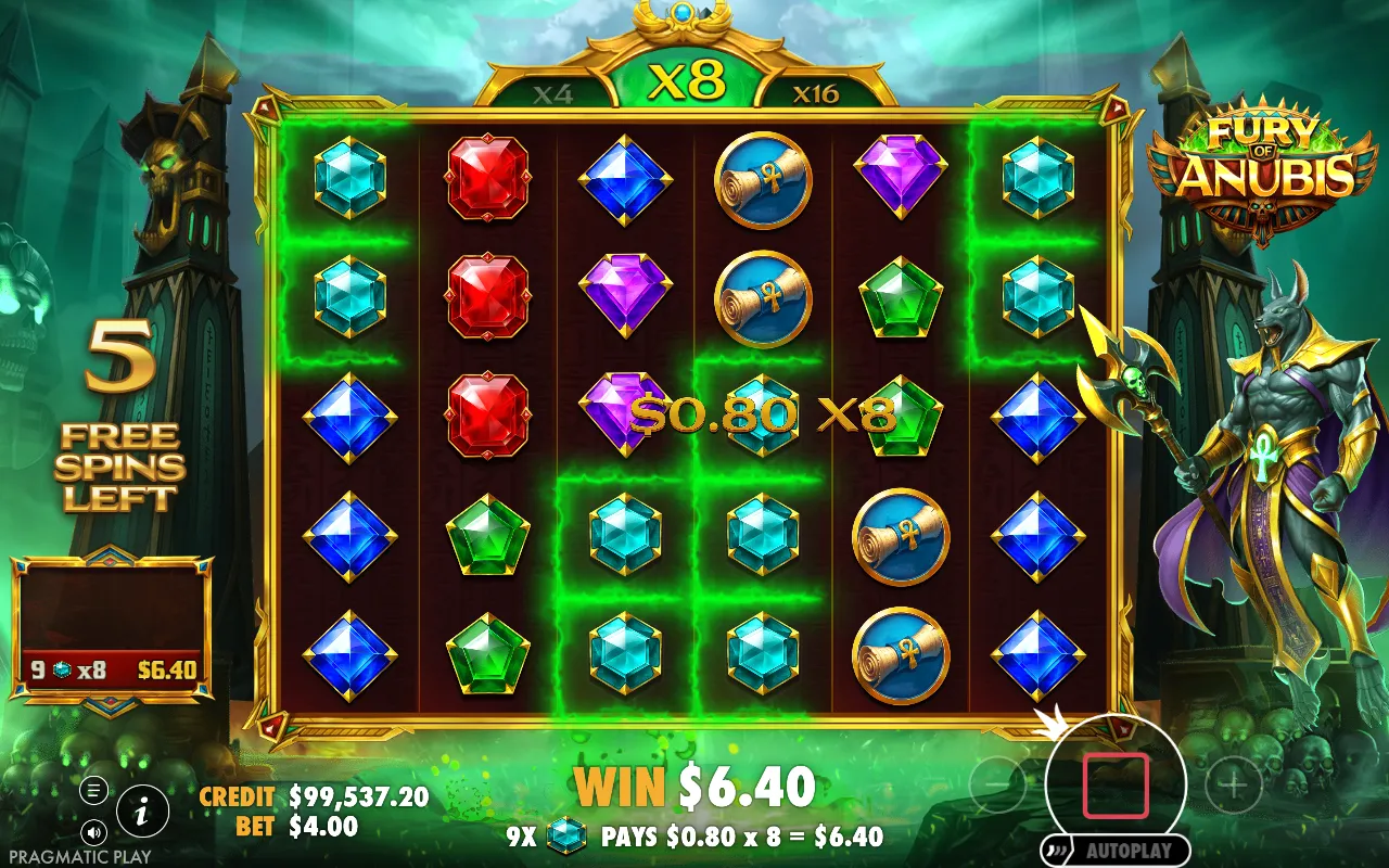 Giros grátis do Fury of Anubis com nove joias verde-água pagando vezes 8, o multiplicador inicial da rodada